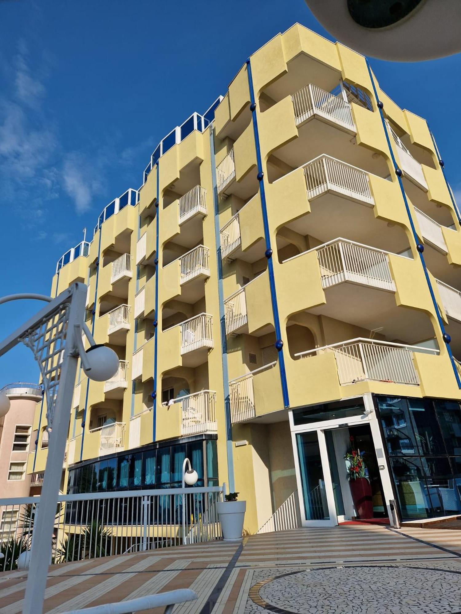 Hotel Soleblu Rímini Exterior foto